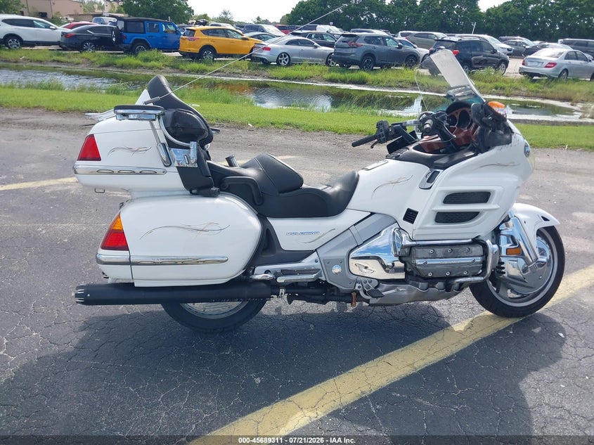 2005 Honda Gl1800 VIN: 1HFSC47065A408877 Lot: 45689311