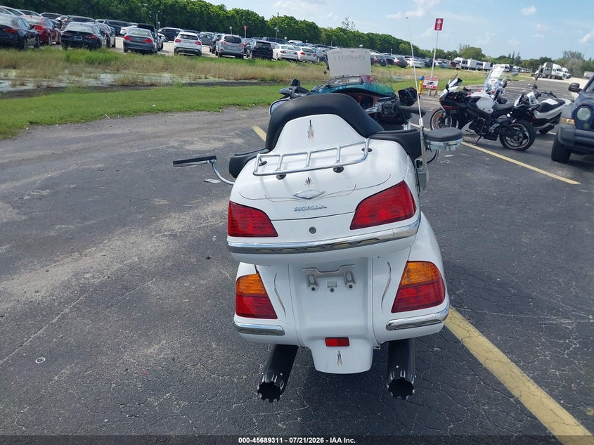 2005 Honda Gl1800 VIN: 1HFSC47065A408877 Lot: 45689311