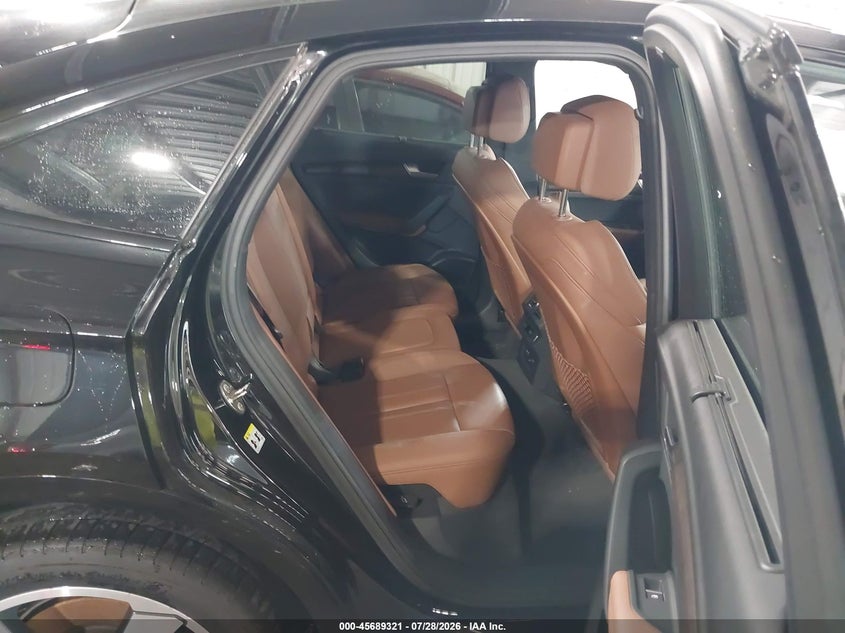 2022 AUDI Q5 SPORTBACK auction photo 8