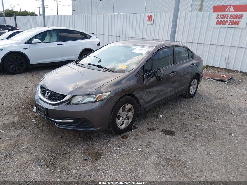 2015 Honda Civic, Left Side, IAAI, VIN 2HGFB2F51FH565060 — photo 2