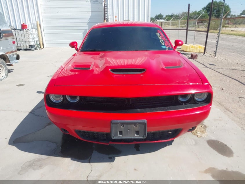 2019 DODGE CHALLENGER auction photo 6