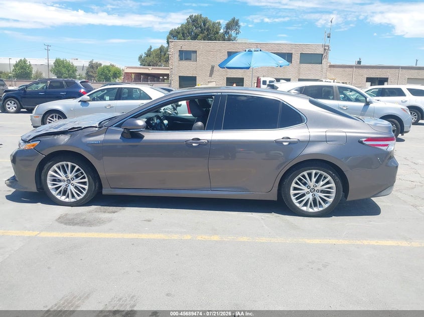 2018 Toyota Camry Hybrid Xle VIN: 4T1B21HK9JU003600 Lot: 45689474