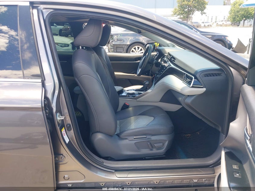 2018 Toyota Camry Hybrid Xle VIN: 4T1B21HK9JU003600 Lot: 45689474