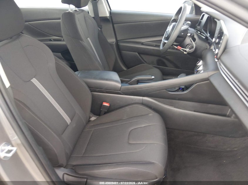 2023 HYUNDAI ELANTRA SE - zdjęcie 5