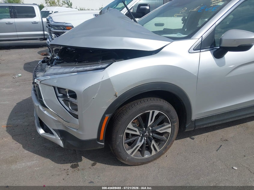 2026 Mitsubishi Eclipse Cross Black Edition S-Awc/Se S-Awc/Sel S-Awc VIN: JA4ATWAA2TZ004650 Lot: 45689488