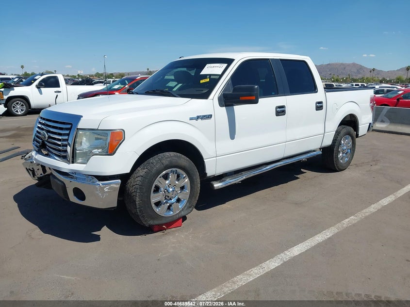 2011 Ford F-150, Front End, IAAI, VIN 1FTFW1CF8BFC38662 — photo 2