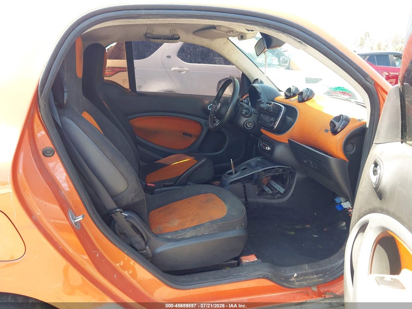 2016 SMART FORTWO auction photo 5