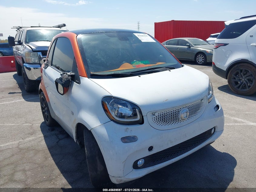 2016 SMART FORTWO auction photo 6
