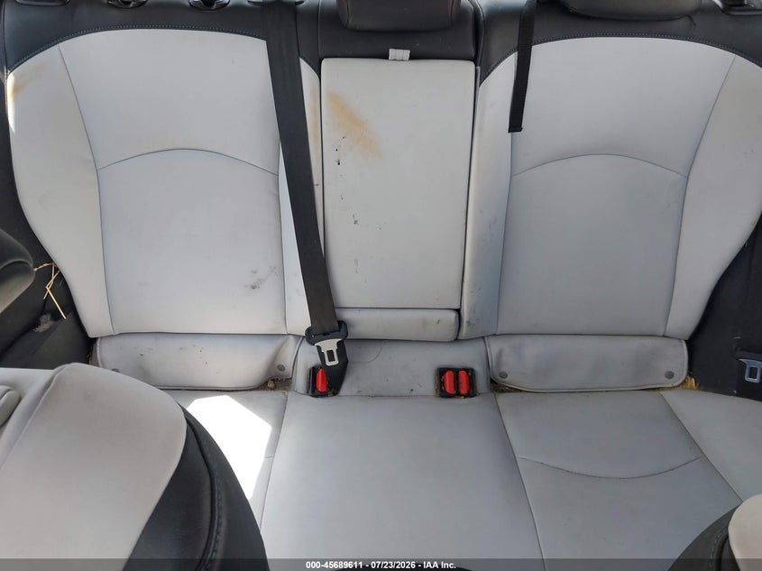 TOYOTA PRIUS - zdjęcie 20