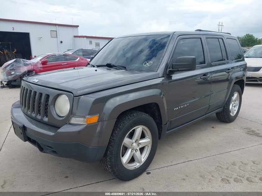 2014 JEEP PATRIOT auction photo 2