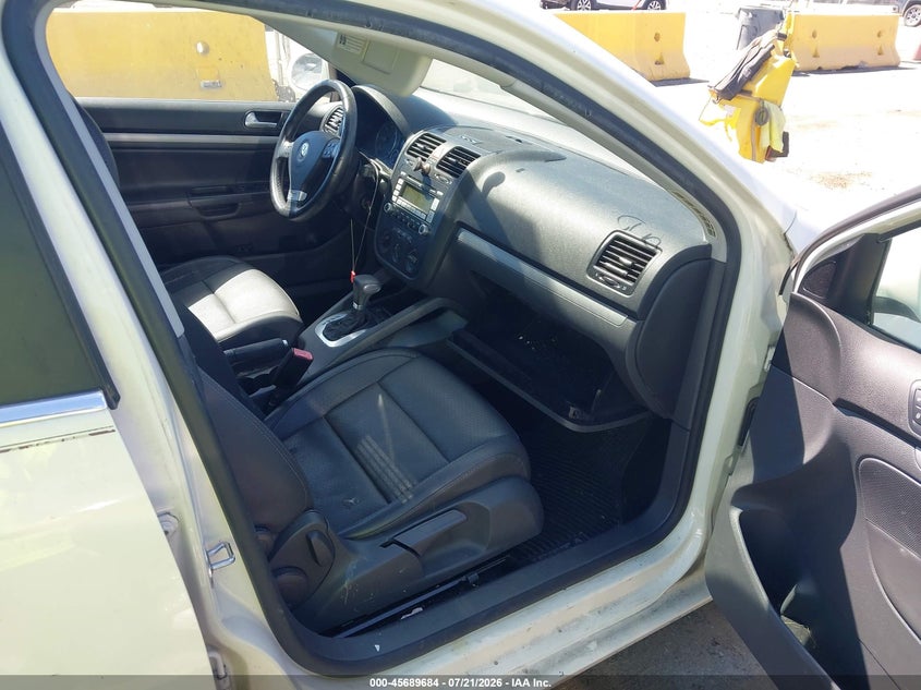 2009 VOLKSWAGEN JETTA auction photo 5