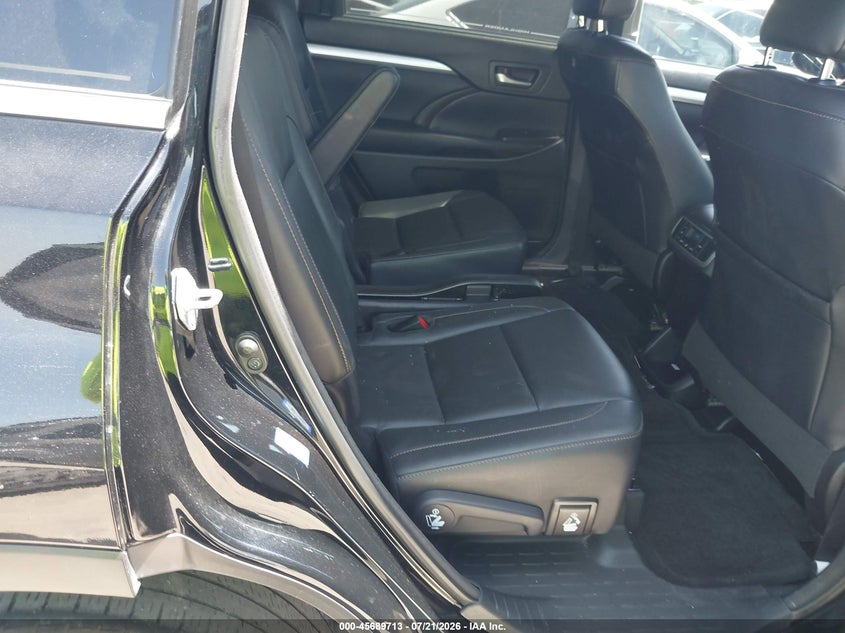 2017 Toyota Highlander Xle VIN: 5TDKZRFH5HS195411 Lot: 45689713