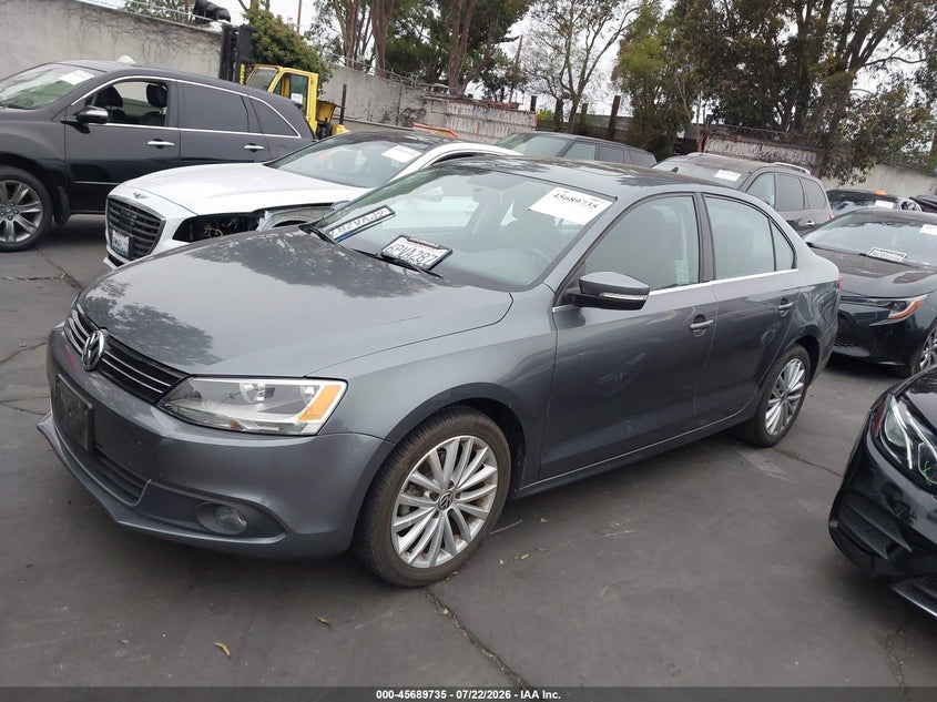 2011 VOLKSWAGEN JETTA auction photo 2
