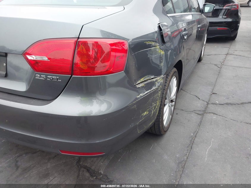 2011 VOLKSWAGEN JETTA auction photo 6