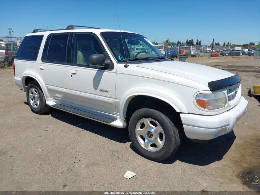 2000 Ford Explorer