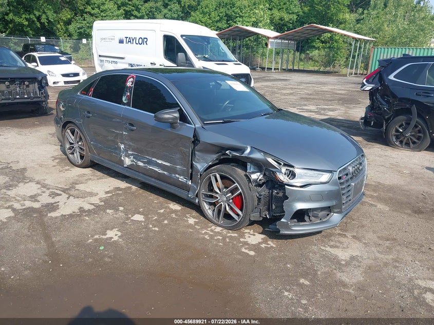 AUDI S3 - zdjęcie 1