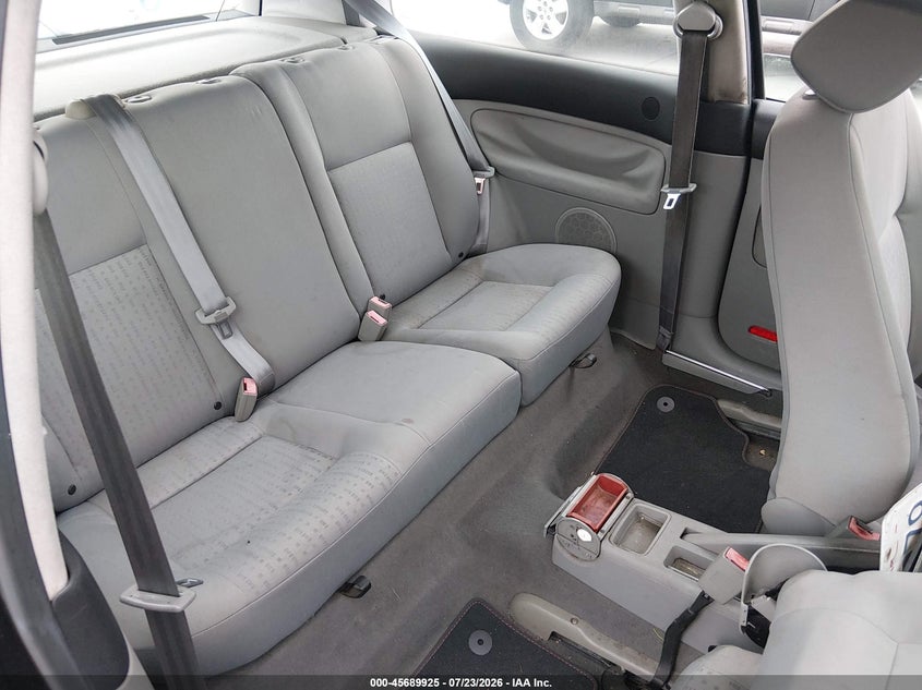 2001 VOLKSWAGEN GOLF auction photo 8