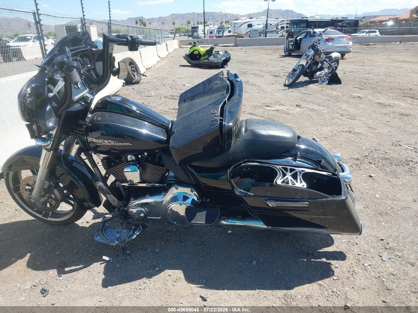 2015 HARLEY-DAVIDSON STREET GLIDE SPORT_BIKE 2