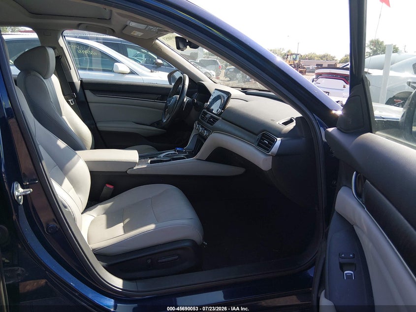 2019 HONDA ACCORD HYBRID auction photo 5