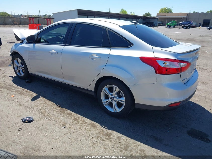 Vin: 1fahp3f23cl452848, lot: 46188667, ford focus se 20123
