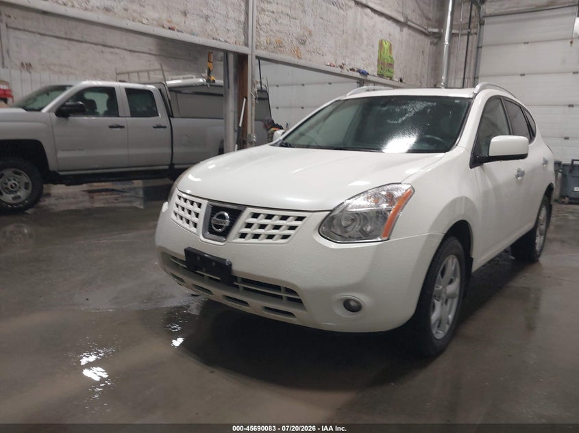 2010 NISSAN ROGUE auction photo 2