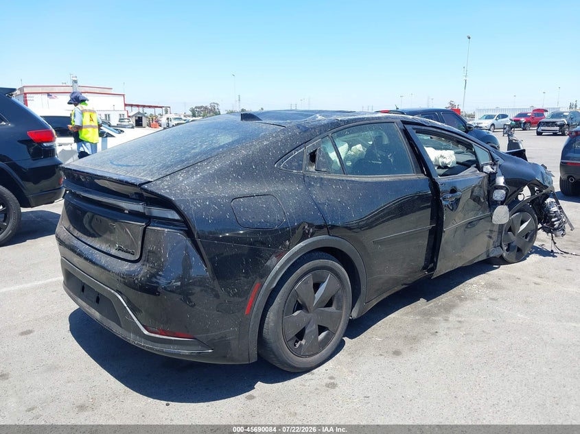 2024 TOYOTA PRIUS PRIME auction photo 4