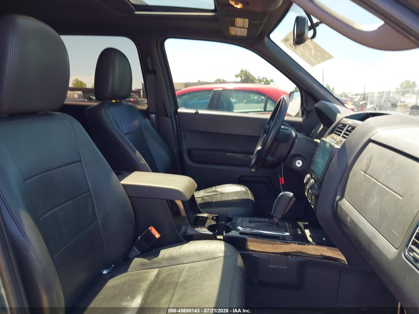 2012 FORD ESCAPE auction photo 5