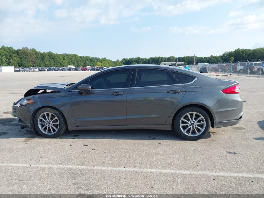 2017 FORD FUSION SE · Фото 15