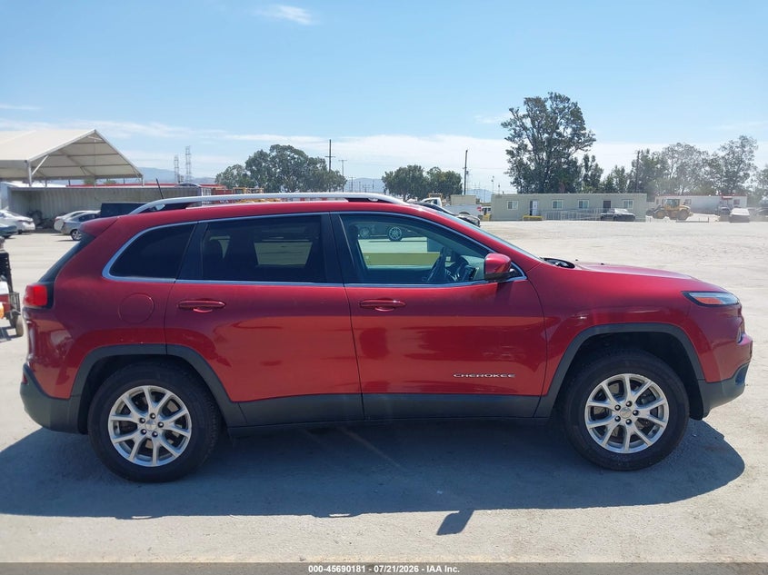 2017 Jeep Cherokee Latitude 4X4 VIN: 1C4PJMCBXHW632366 Lot: 45690181