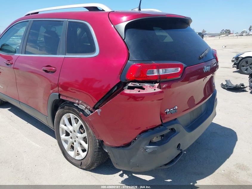 2017 Jeep Cherokee Latitude 4X4 VIN: 1C4PJMCBXHW632366 Lot: 45690181