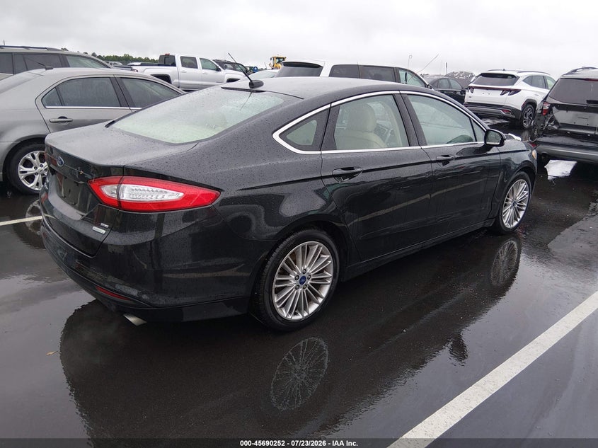 2015 FORD FUSION auction photo 4
