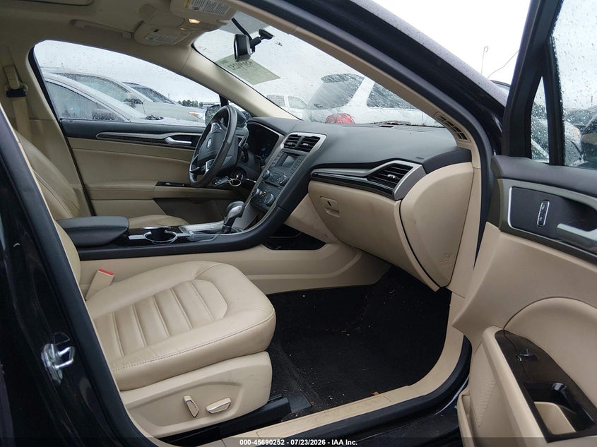 2015 FORD FUSION auction photo 5