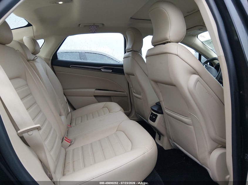 2015 FORD FUSION auction photo 8