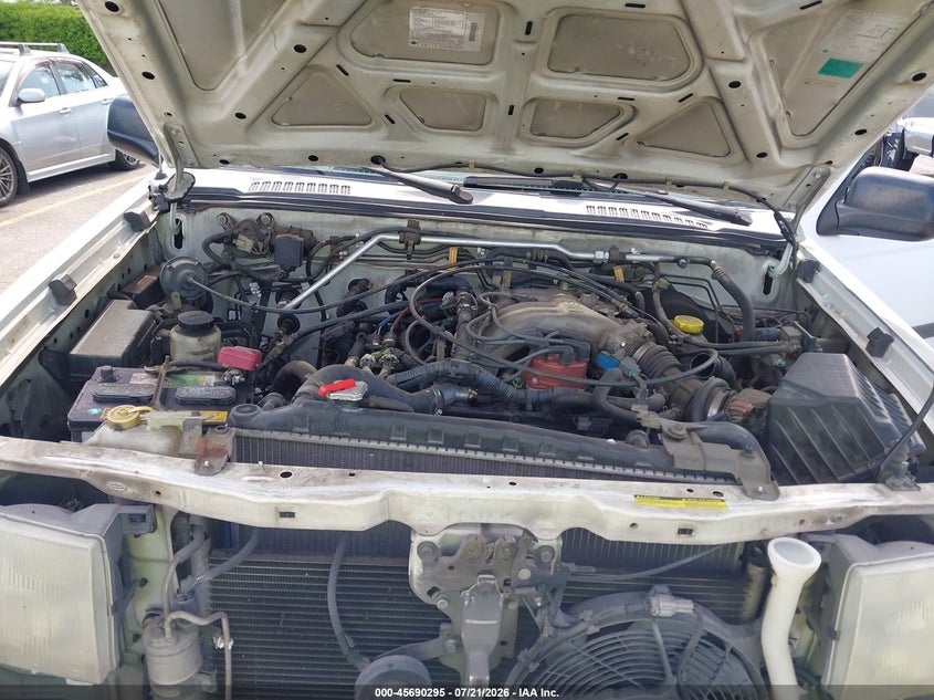 2000 Nissan Xterra Se/Xe VIN: 5N1ED28TXYC590542 Lot: 45690295