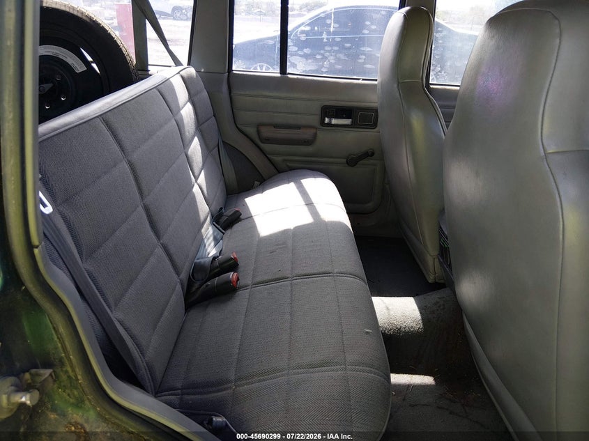 1996 JEEP CHEROKEE auction photo 8