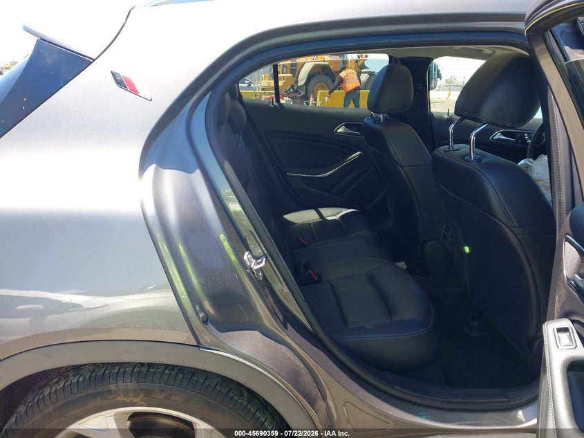 2020 MERCEDES-BENZ GLA 250 auction photo 8