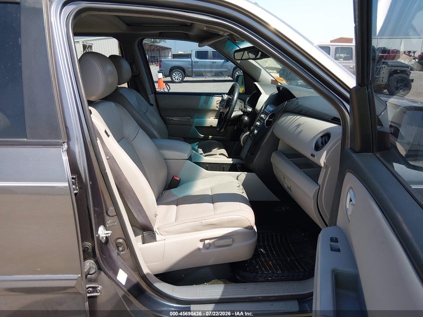 2015 HONDA PILOT auction photo 5
