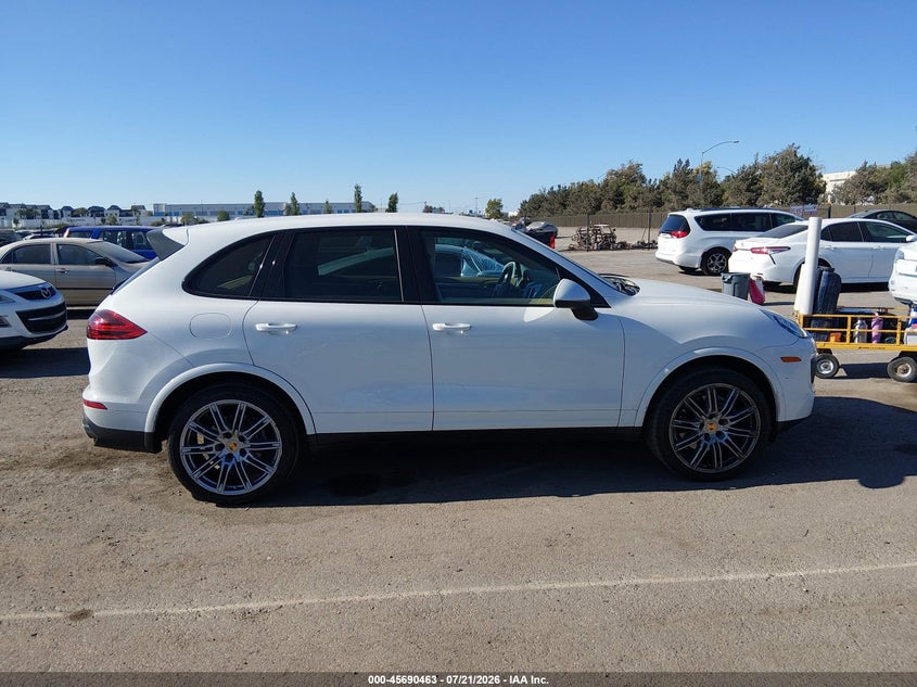 2017 Porsche Cayenne Platinum Edition VIN: WP1AA2A27HKA84264 Lot: 45690463