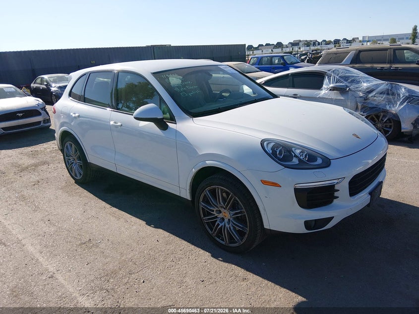 2017 Porsche Cayenne Platinum Edition VIN: WP1AA2A27HKA84264 Lot: 45690463