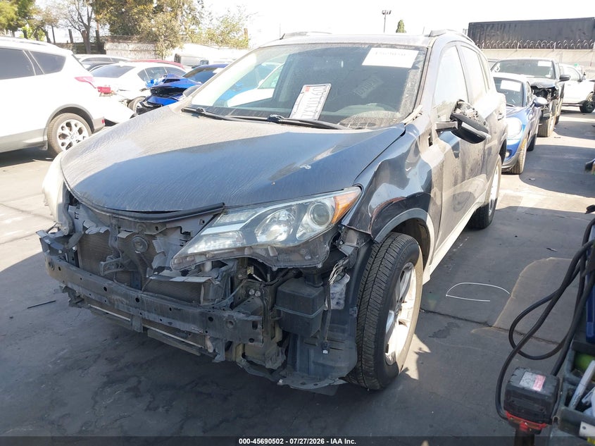 2013 Toyota RAV 4, Front End, IAAI, VIN 2T3WFREV8DW058487 — photo 2