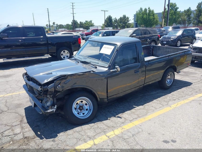 1976 TYTA HILUX auction photo 2