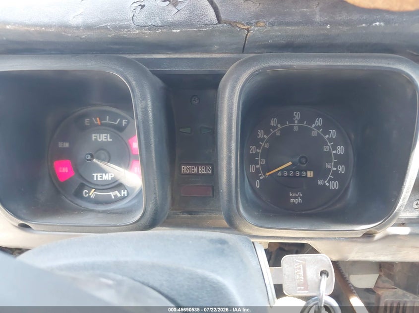 1976 TYTA HILUX auction photo 7
