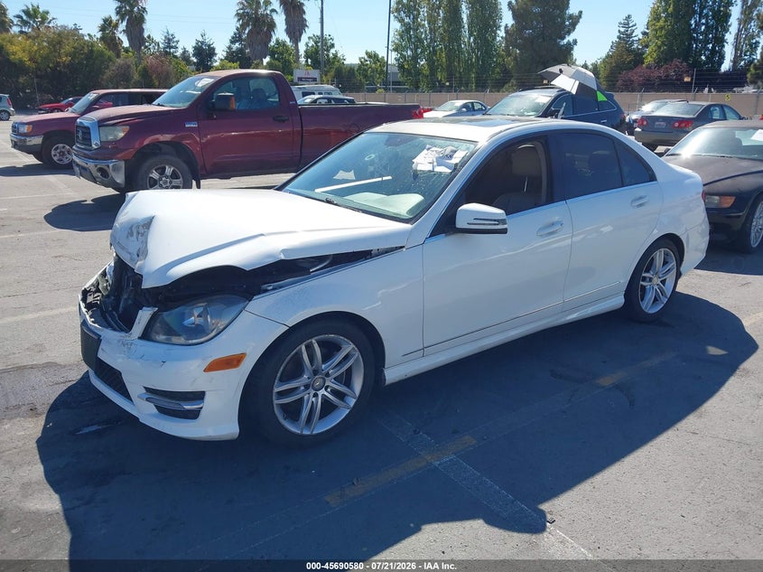 2013 MERCEDES-BENZ C 250 auction photo 2