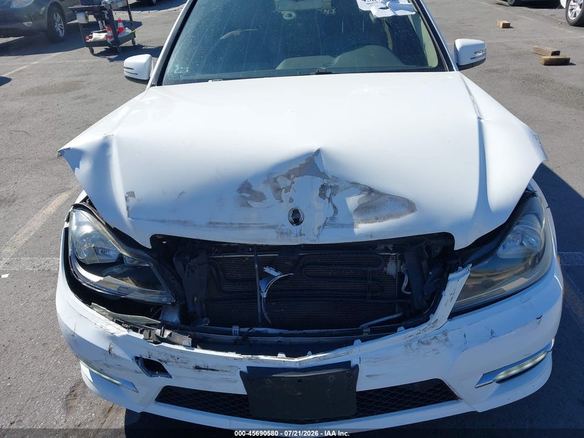 2013 MERCEDES-BENZ C 250 auction photo 6