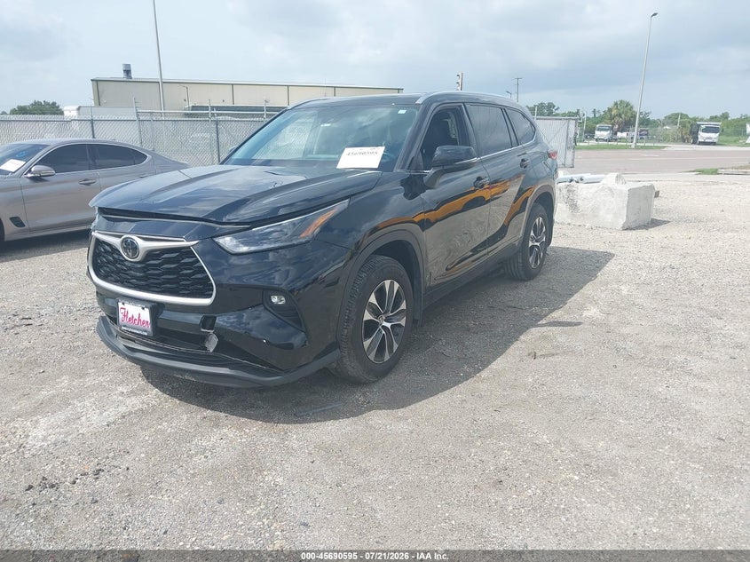 2021 Toyota Highlander Xle VIN: 5TDHZRBH0MS523246 Lot: 45690595