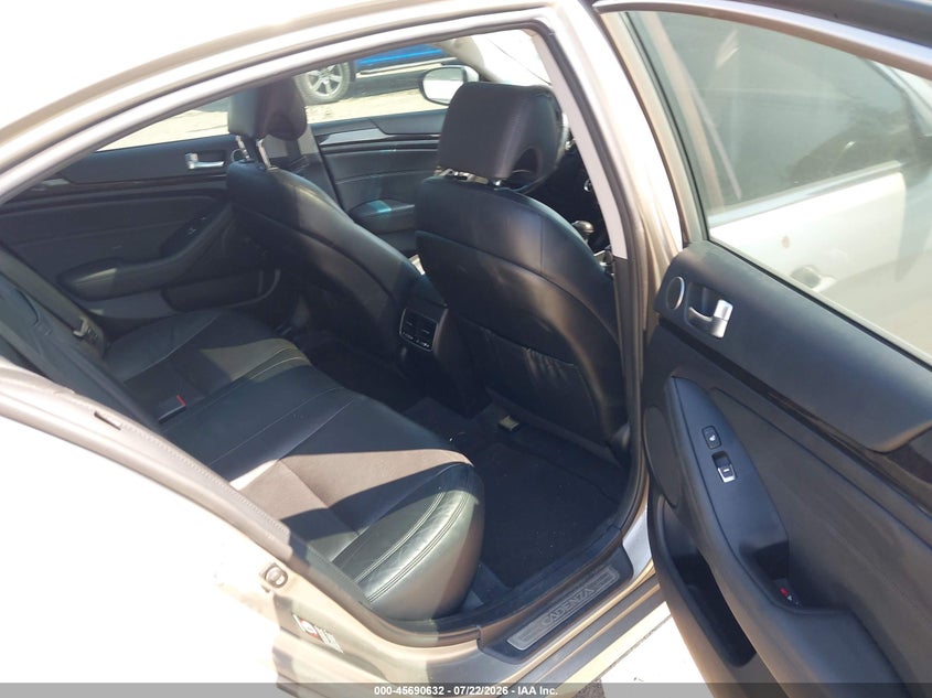 2015 KIA CADENZA auction photo 8