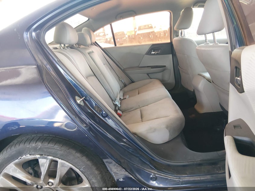 2015 HONDA ACCORD auction photo 8