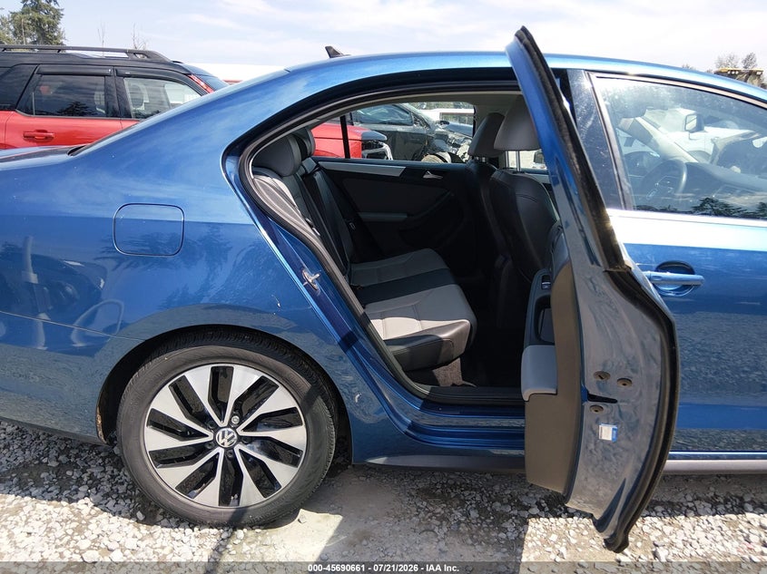 2016 VOLKSWAGEN JETTA HYBRID auction photo 8