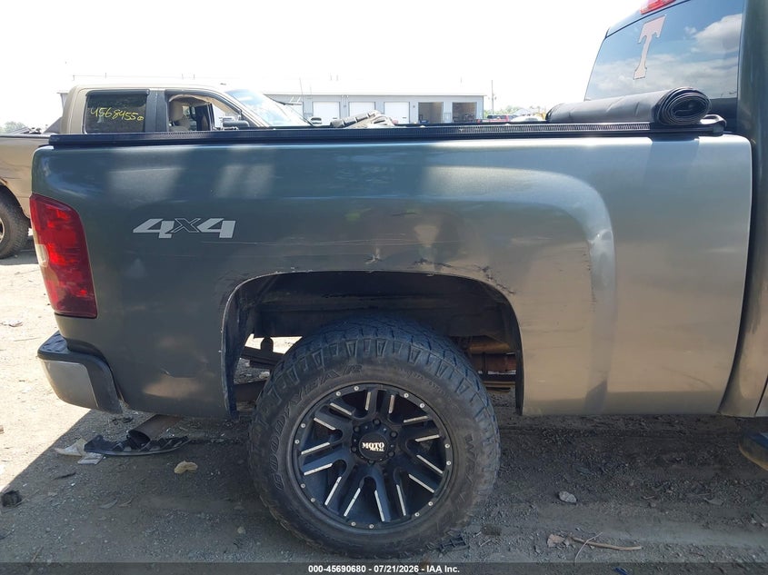 2011 Chevrolet Silverado 1500 Lt VIN: 1GCRKSE30BZ215778 Lot: 45690680