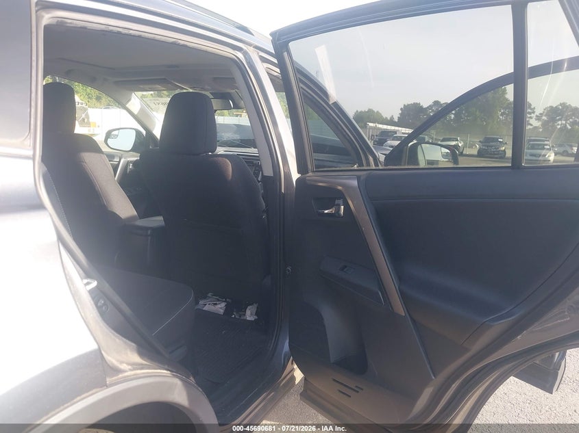 2018 TOYOTA RAV4 HYBRID auction photo 8